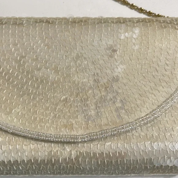 La Regale Purse - Picture 5 of 16